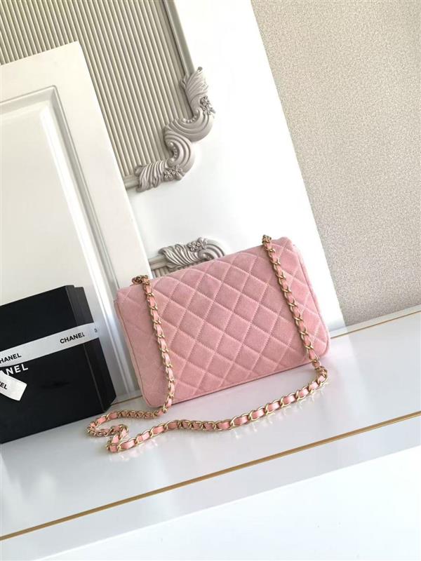 2026131214236440 720